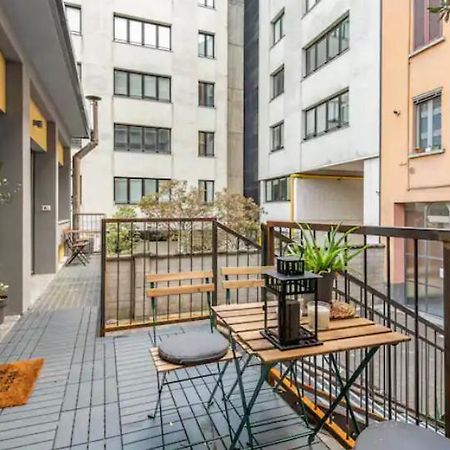 I Host Apartment - Polesine 2 Милан Экстерьер фото