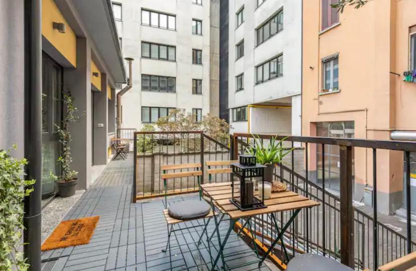 I Host Apartment - Polesine 2 Милан Экстерьер фото